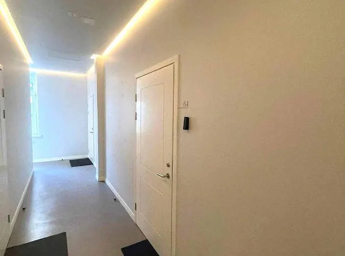 Center - Quiet - 5 Min To Old Town & Nflx