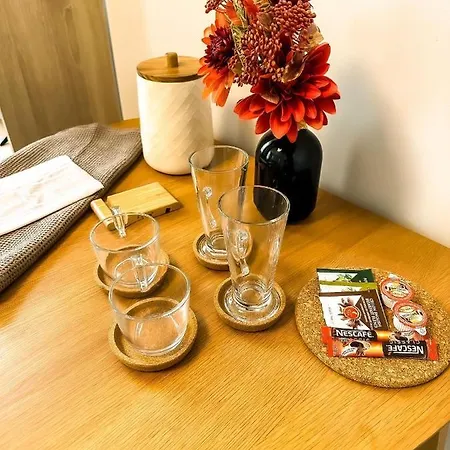 דירה Center - Quiet - 5 Min To Old Town & Nflx *