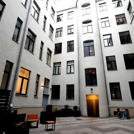 Center - Quiet - 5 Min To Old Town & Nflx Апартаменты *